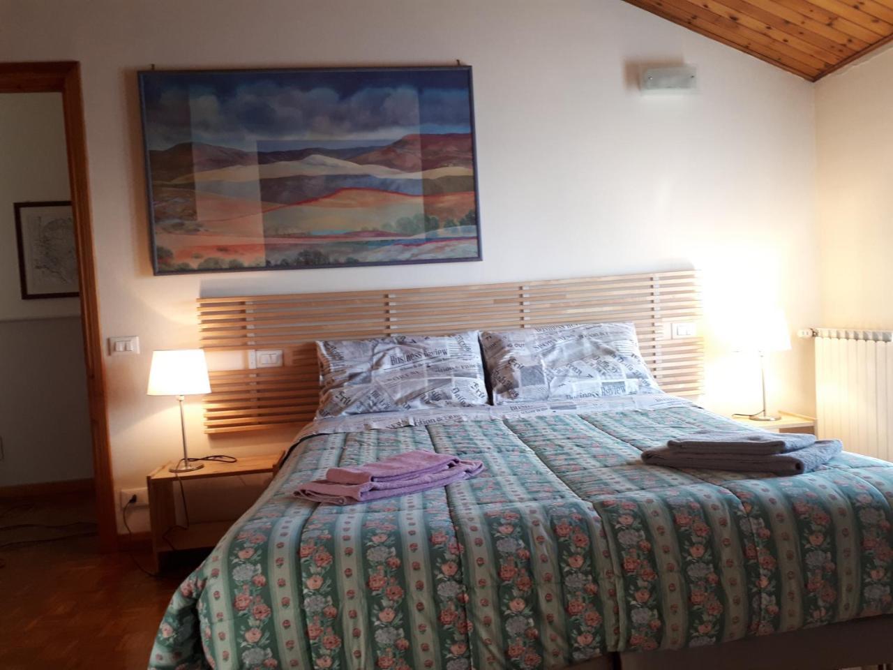 B&B La Mansardina Торрі-ді-Куартезоло Екстер'єр фото